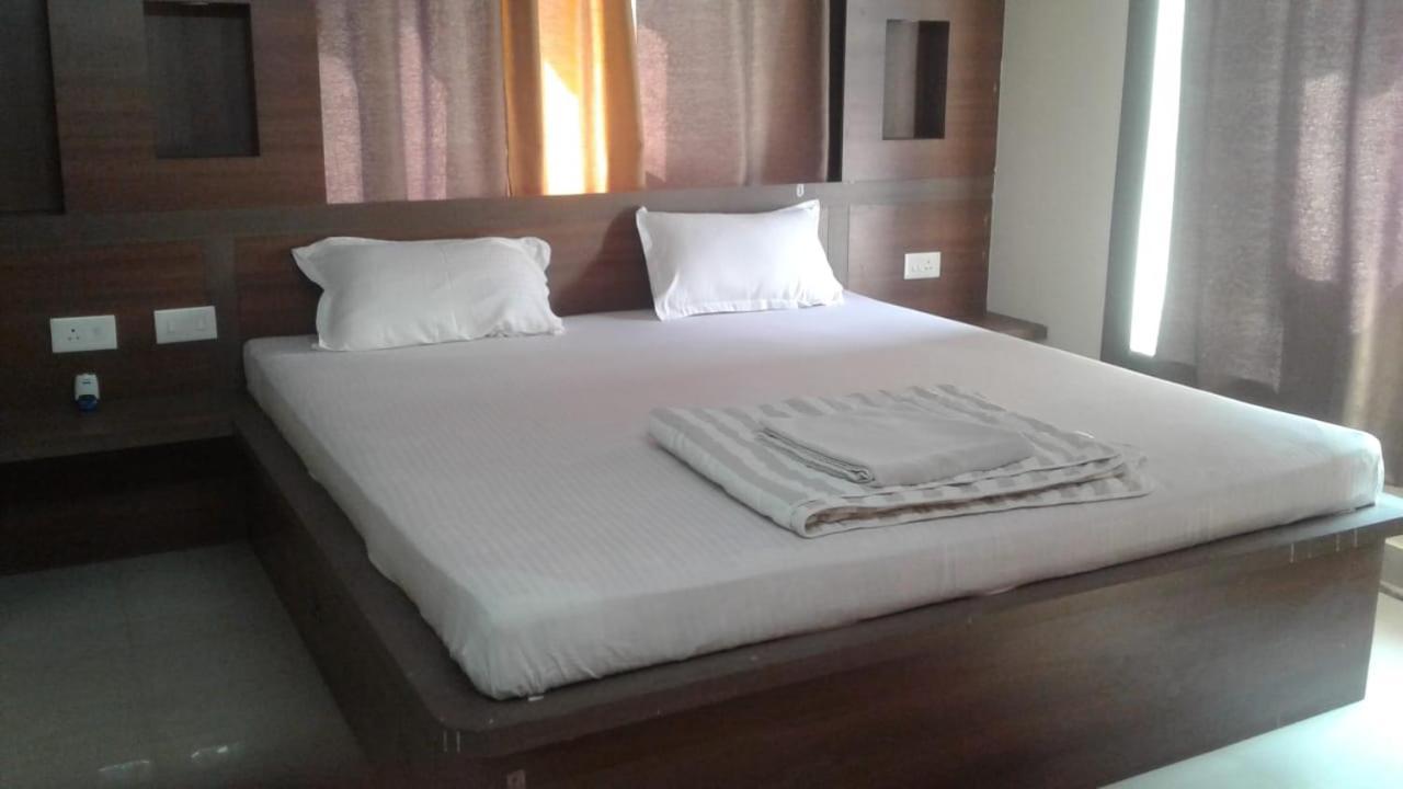 Wekare Sea Sight Service Apartments 普里 外观 照片